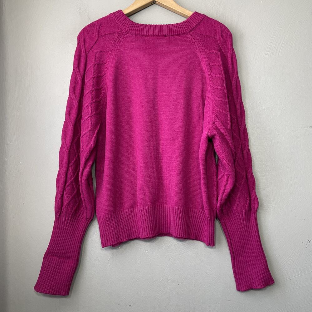 Tahari Sweater Size Large Cable Knit Fuchsia Pink Raglan Sleeve Fisherman Chic - Picture 5 of 10